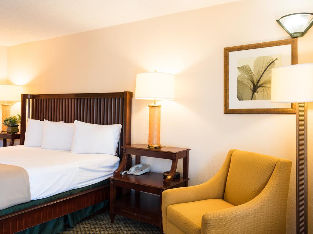 Quality Hotel Lake Magdalene
