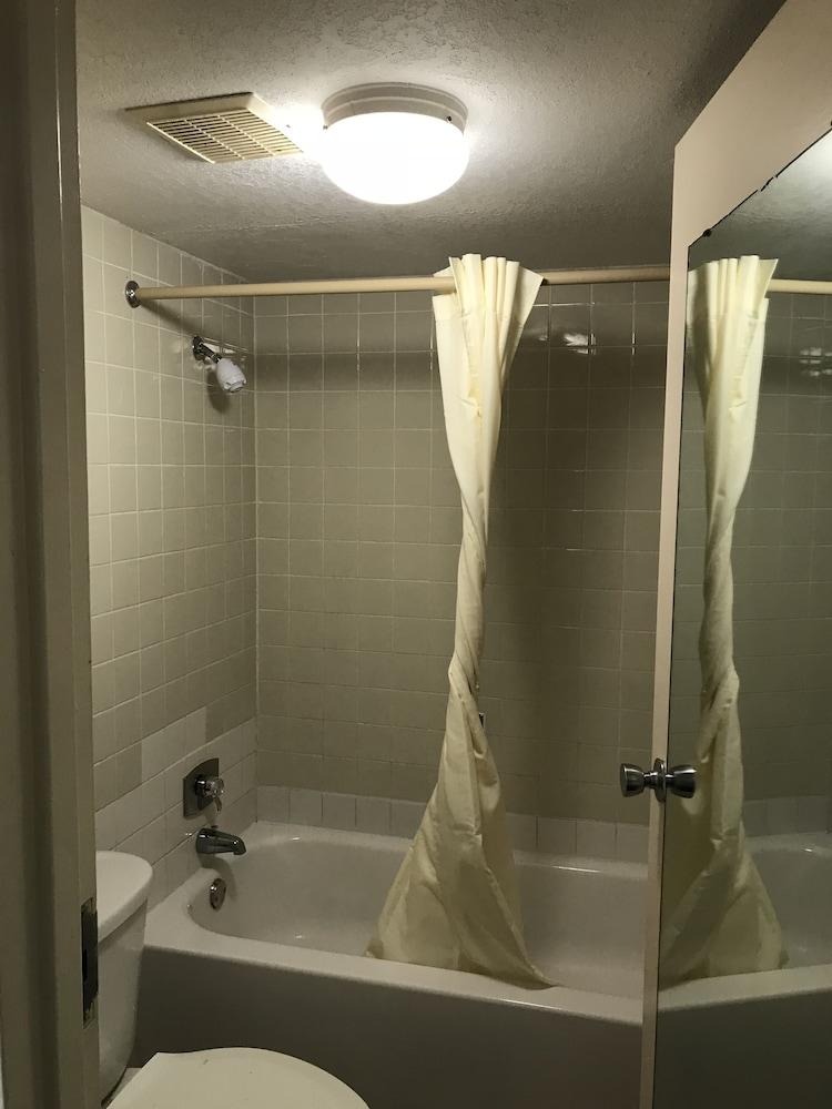Hotel Quality Tampa 2*