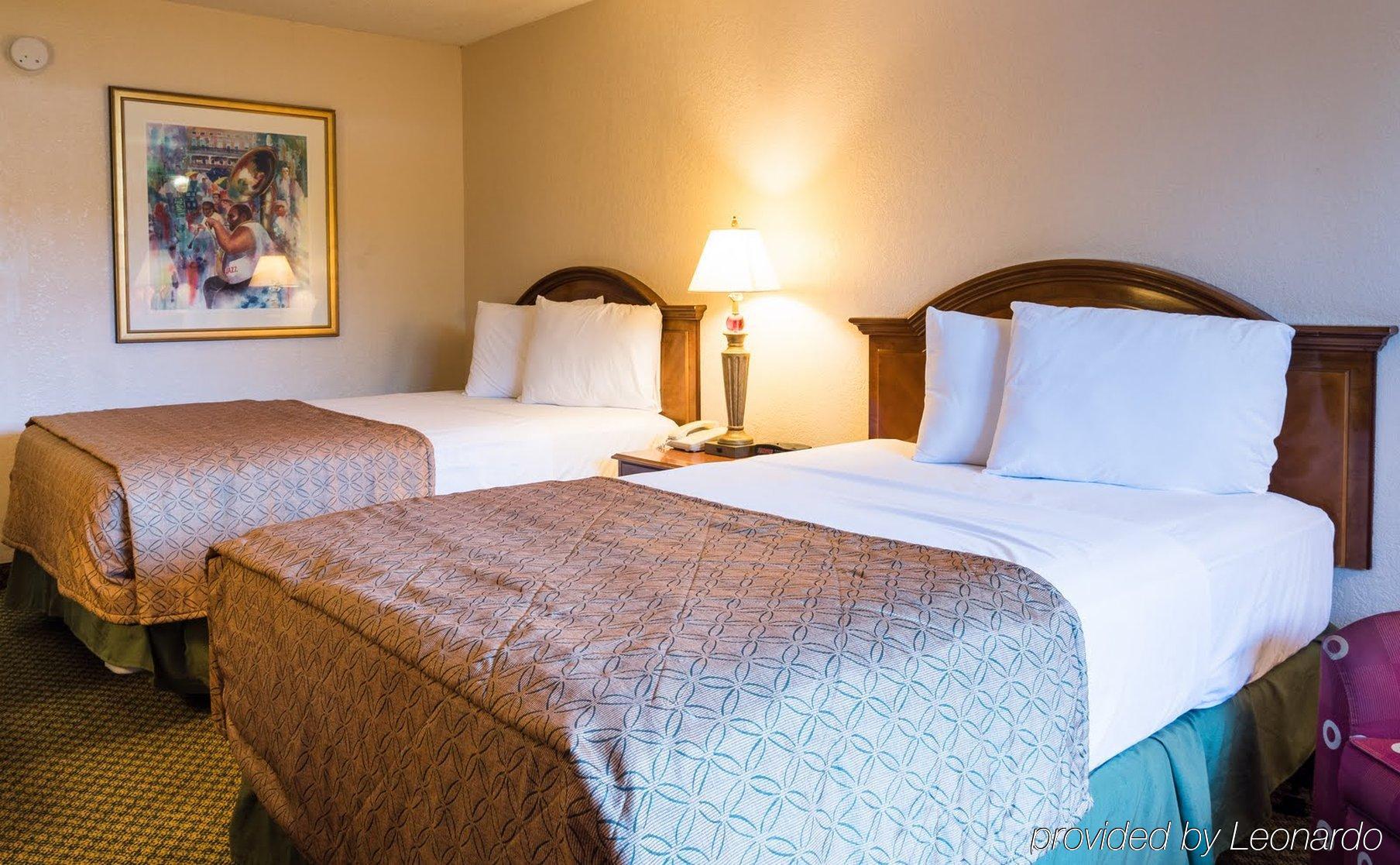 Hotel Quality Tampa 2*