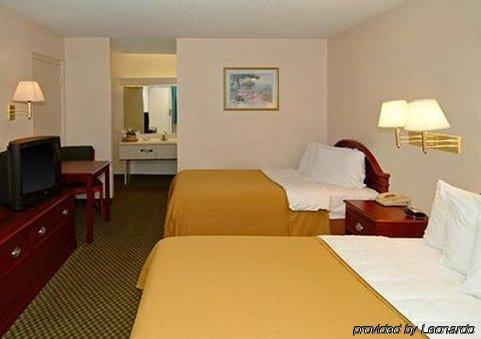 Hotel Quality Tampa 2*
